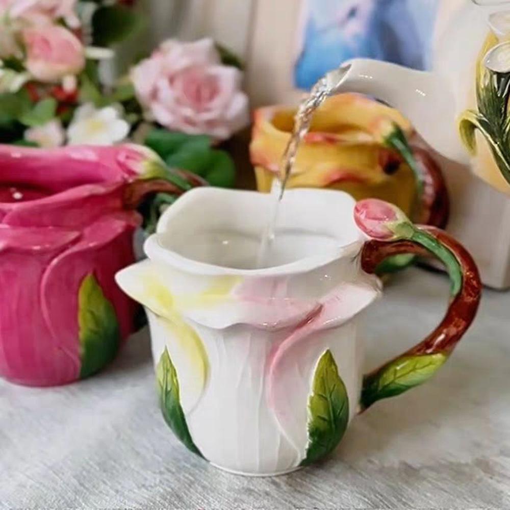 Cartoon Style Exquisite Coffee Mug Romantic Painted Rose Ceramic Coffee Mug Home Breakfast Milk Oatmeal Cup for Women Office Mug