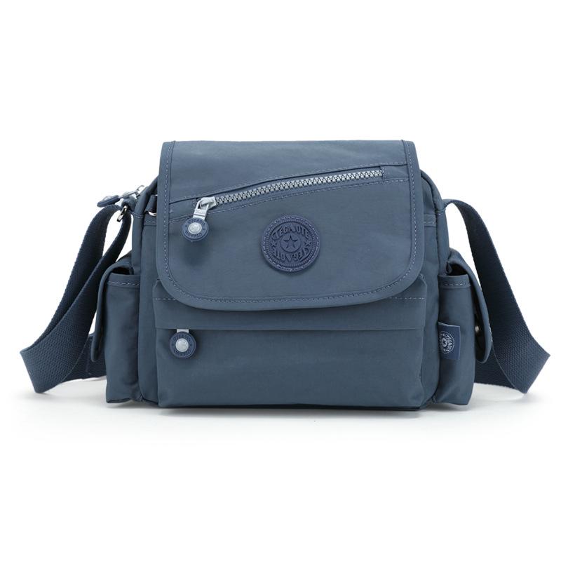 Lightweight Water-Resistant Korean Fashion Women's Crossbody Bag for Commuting and Outings