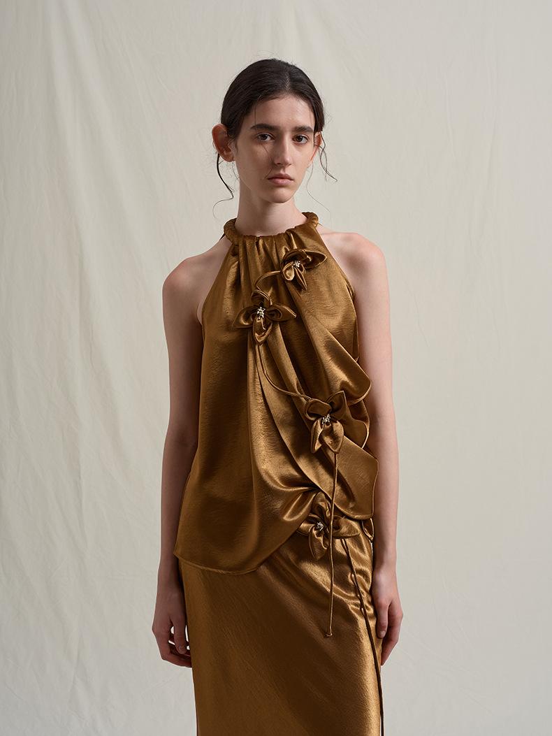 

Топ из атласа Sweet Song Water Ripple с халтер-воротником и трехмерным цветочным узором Medium жёлтый/горчичный