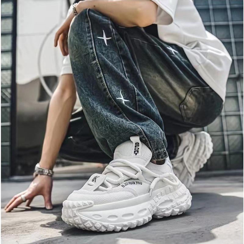 

2025 Men s Trendy Shoes Summer New Sports Shoes Thick Sole Versatile Student Bread Shoes White Leather Casual Shoes 44 чорний