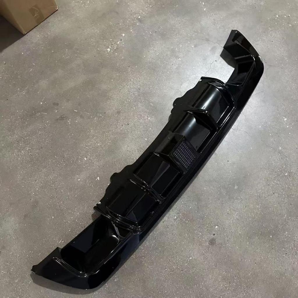 BMW 5 Series E60 Rear Lip Diffuser with Lights (2005-2009) - MP Style Carbon Fiber Body Kit