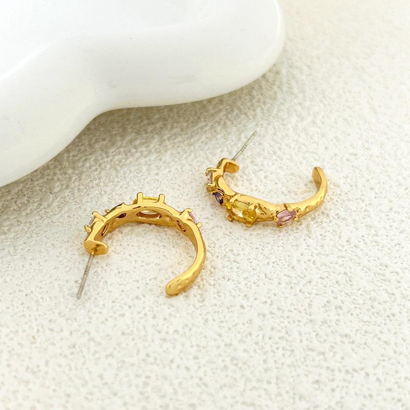 Manufacturer'S Supply Niche Design Color Zircon C-Shaped Earrings Advanced Sense Geometric Earrings Women'S Earrings Spot