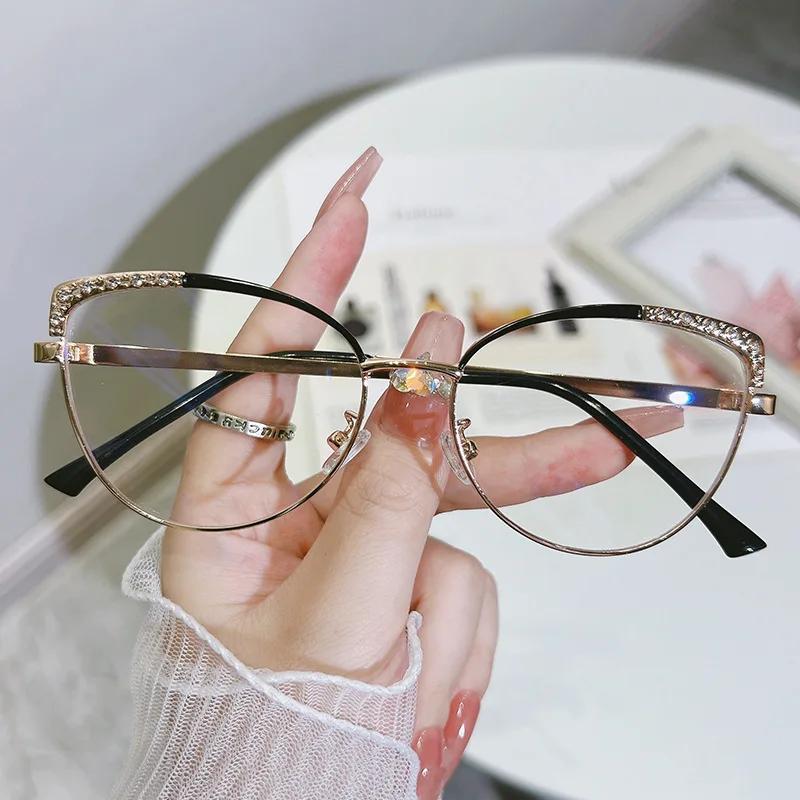 New Cat Eye Diamond Metal Glasses Frame Fashionable Anti Blue Light Optical Myopia Frames Elegant Flat Glasses