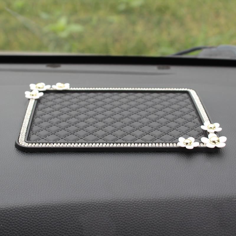 Diamond Mountain Camellia Carter Circuit Anti-Slice Cathema Creative Jewelry Silicon Car Products