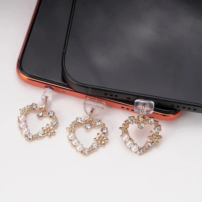 1pc Heart Pendant Charm, Mobile Phone Dust Plug, Perfect Gift for Halloween, Christmas, Anniversary, New Year, Valentine's Day Birthday and More