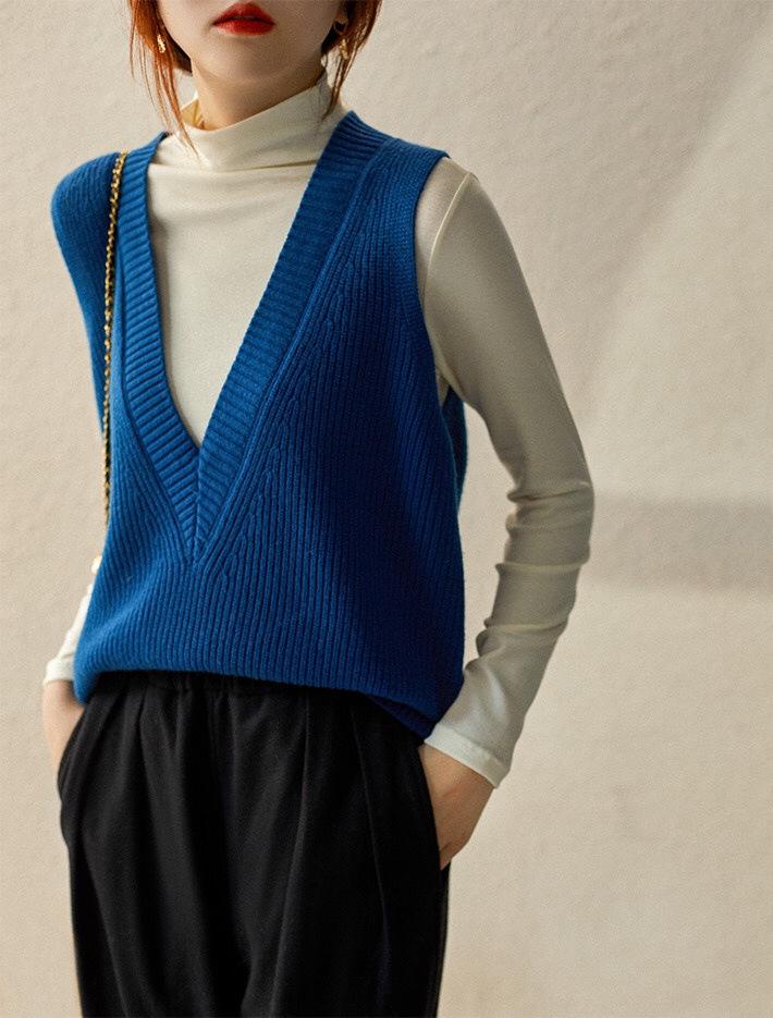 

Женский приталенный вязаный жилет из шерсти с V-образным вырезом - Универсальный свитер без рукавов для осени/зимы для многослойности One Size (Fits 100-135 lbs)