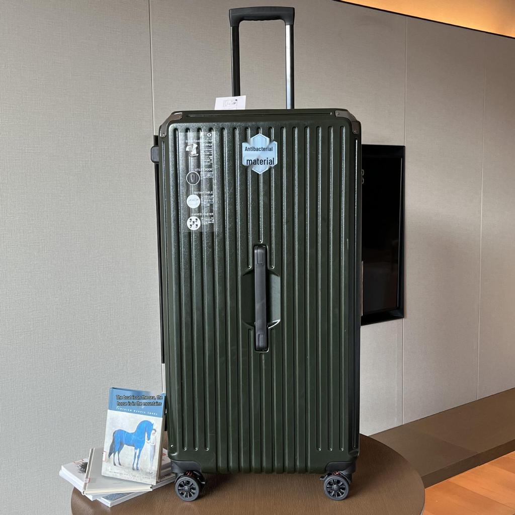 Extra Large Antibacterial 5-Wheel Trolley Suitcase with Combo Lock