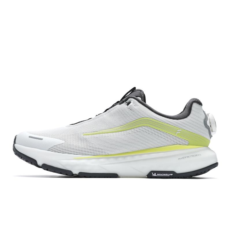 

New FILA Low Top Running Shoes Men s Bright White/Sulfur Spring Green A12M431104FBS 40