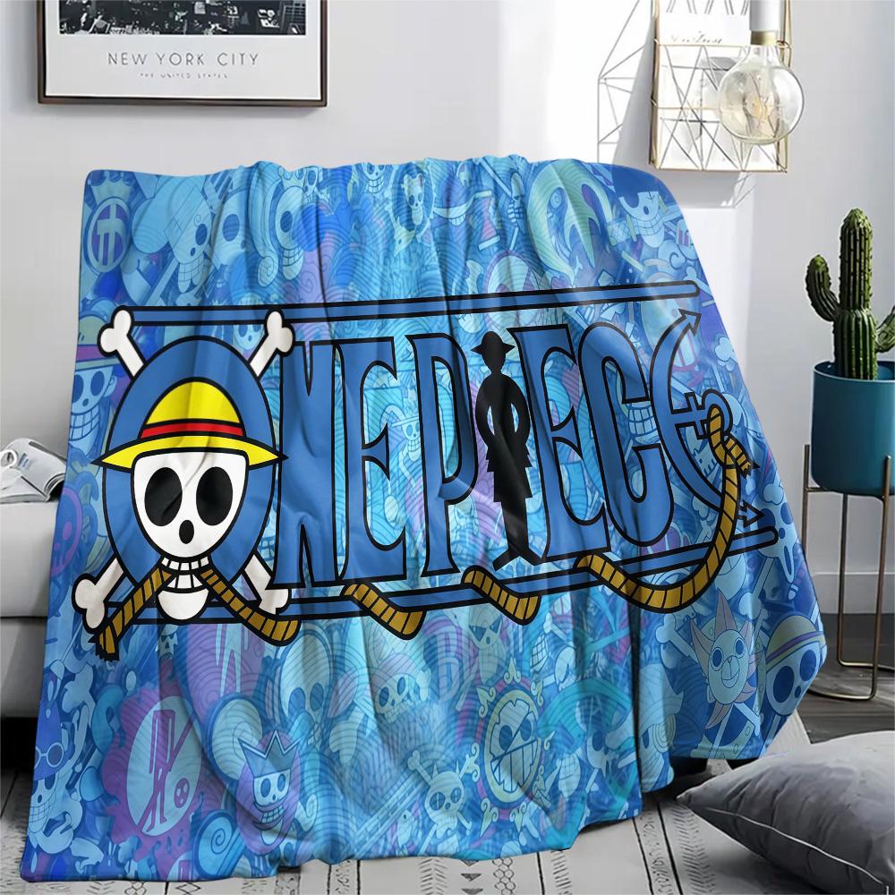 1PC One Piece Straw Hat Pirates Patterned Flannel Blanket Suitable For All Seasons For Home Decor Warmth And Comfort Gifts Holiday Present