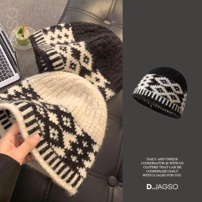 Women's Vintage Winter Diamond Antique Knit Beanie Hat