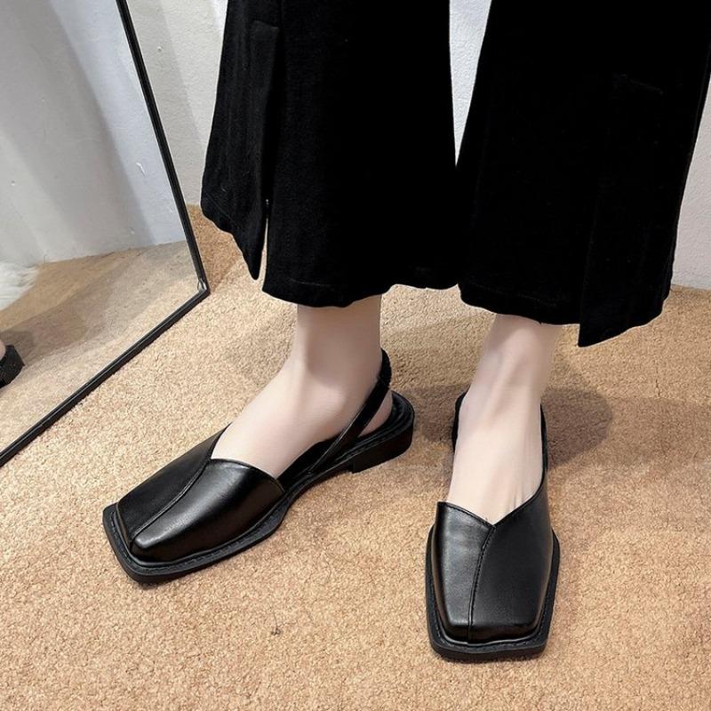 2026 Closed Toe Sandals Fashion Womens Shoes Suit Female Beige Med Block Low heel Shallow Mouth Luxury Black Summer Sandalias