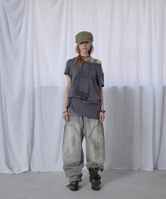 Aesimeteuli Faded Slant Silhouette Top / Charcoal
