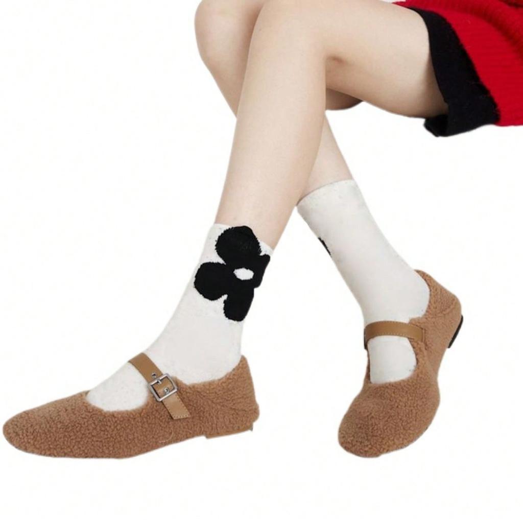 4 Pairs Women Socks Korean Japanese Style Cartoon Green Flower Harajuku Cute Kawaii Mid Tube Socks Breathable Casual Short Socks