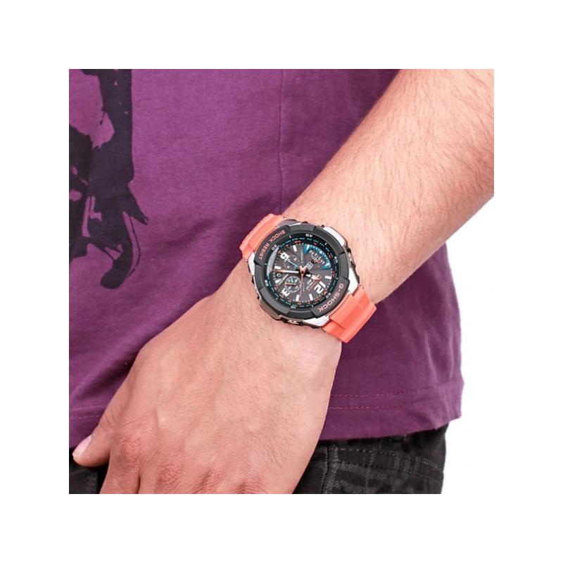 Casio Řada G-SHOCK Gravity Master Rádio Datumový displej Strojek Voděodolný a nárazuvzdorný Křemenný strojek Pryskyřičný řemínek Japonský a GW-3000M-4AER