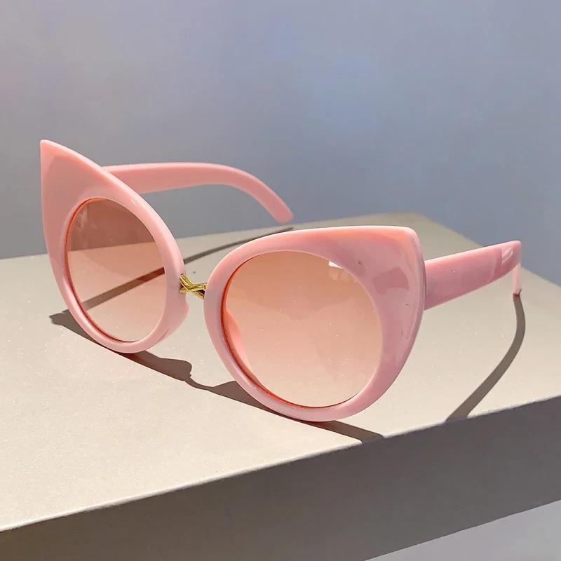 Oversized Cat Eye Women Sunglasses  New Cute Cat Ear Rim Gradient Shades Trendy Vintage Brand Design UV400 Eyewear