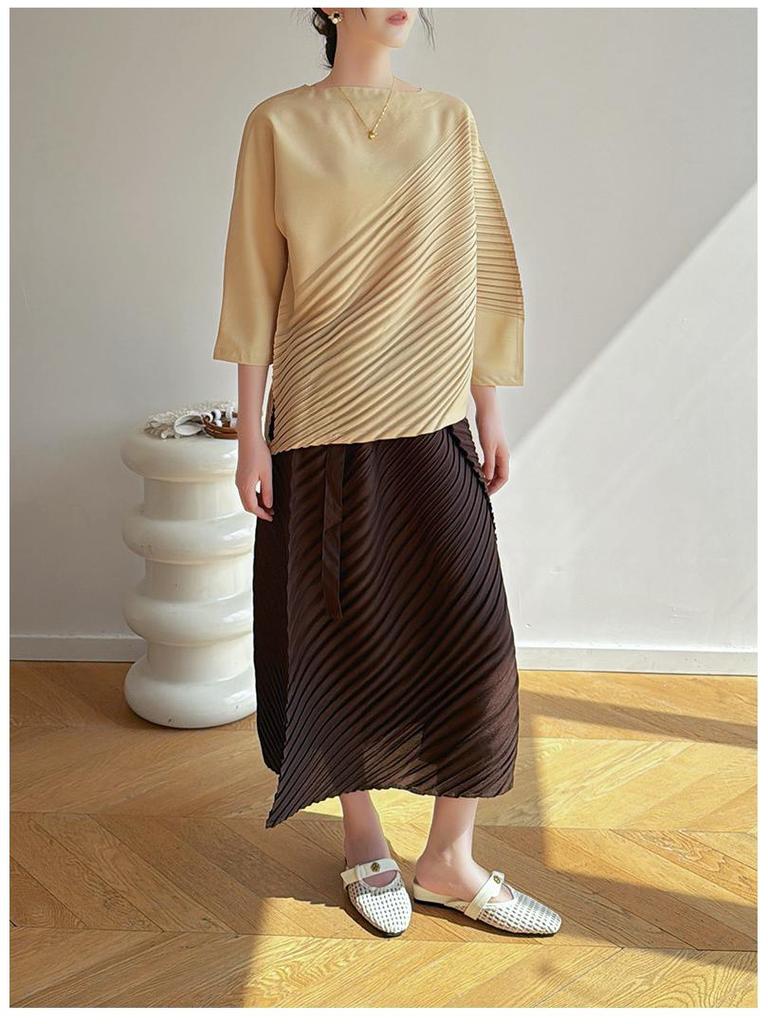 2026 Spring New Miyake High-End Irregular Pleated Plus Size Loose Casual Top