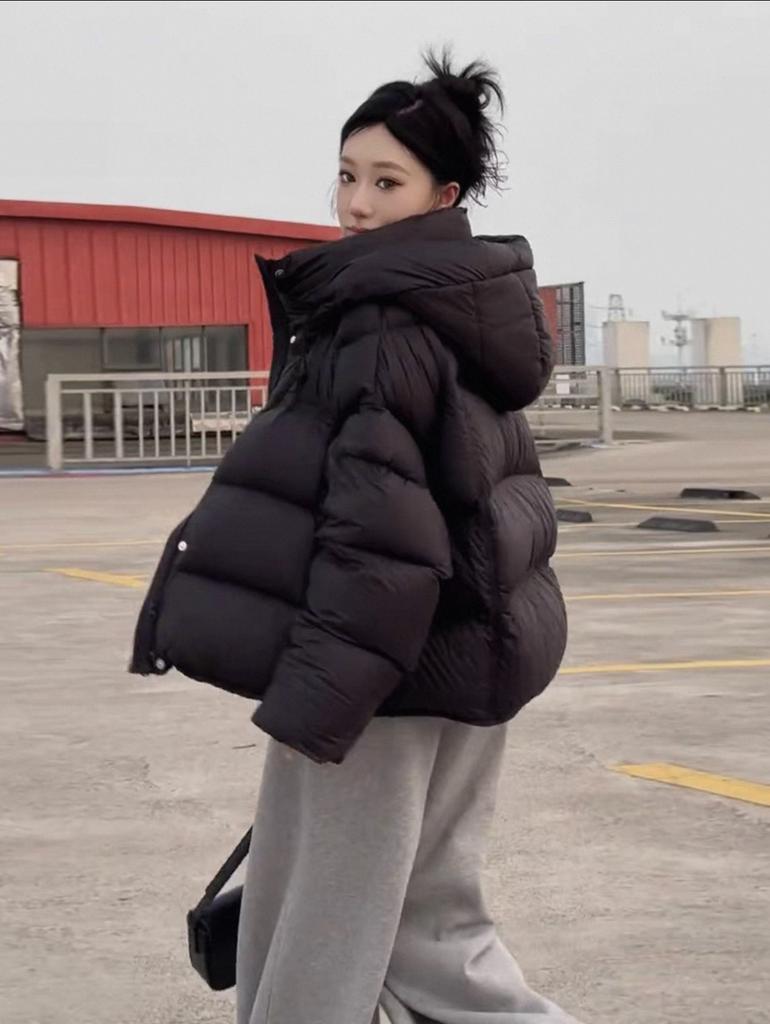 Green Warm Thickened Short Puffer Jacket with Adjustable Hem