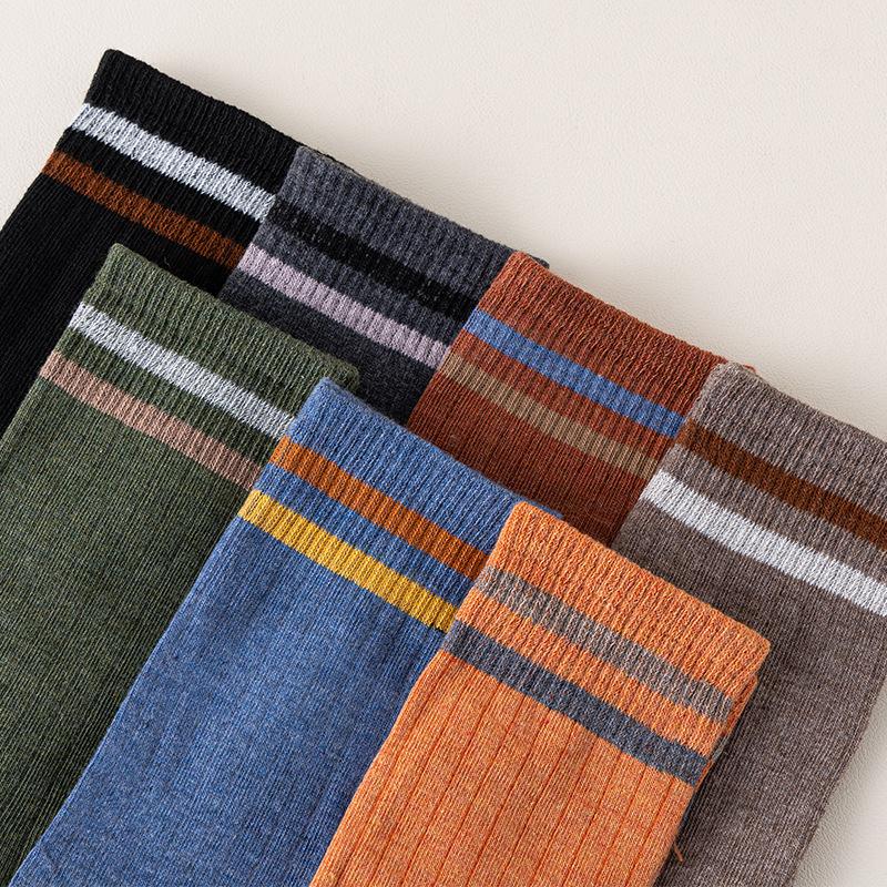 5 Pairs of Autumn and Winter  Sports Socks Casual and Comfortable Socks
