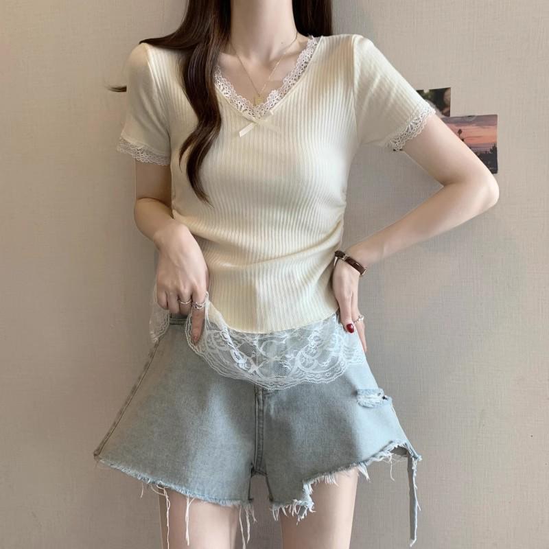 Women's V-Neck Lace Patchwork Slim Fit Short-Sleeve T-Shirt - 2025 Summer