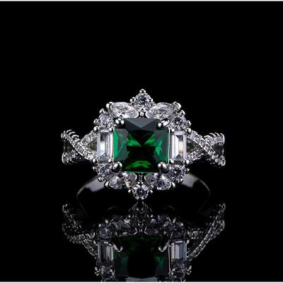 Retro Light Luxury Inlaid Grandmother Green Princess Square Zircon Wedding Ring High Sense Temperament Ring Woman