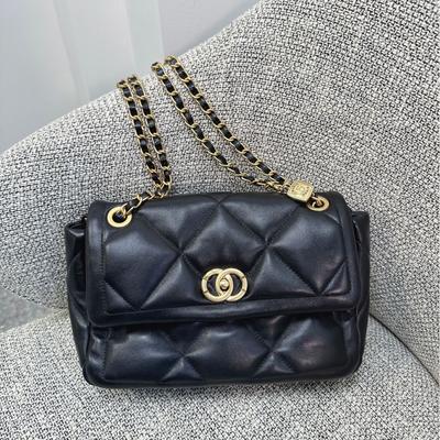 Tote Bag Sheepskin Rhombus Chain Underarm Bag High-end Sense Large-capacity Leather Shoulder Commuter Women's Bag