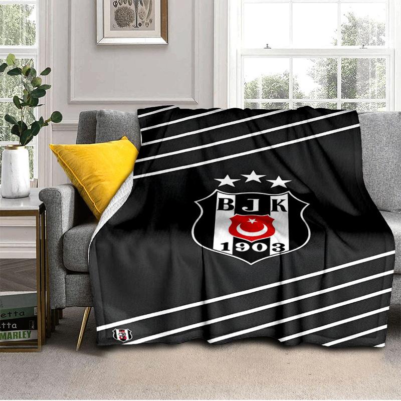 Coperta Besiktas Crest Legacy 1903 Adatta per Divani, Letti, Uffici e Campeggio - Regalo Perfetto per Halloween Natale