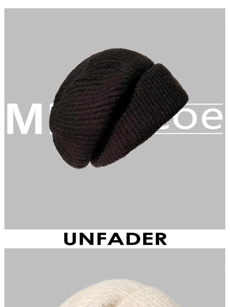 Women's Cozy Korean-Style Knit Beanie with Ear Protection – Oversized, Slouchy & Age-Reducing Design