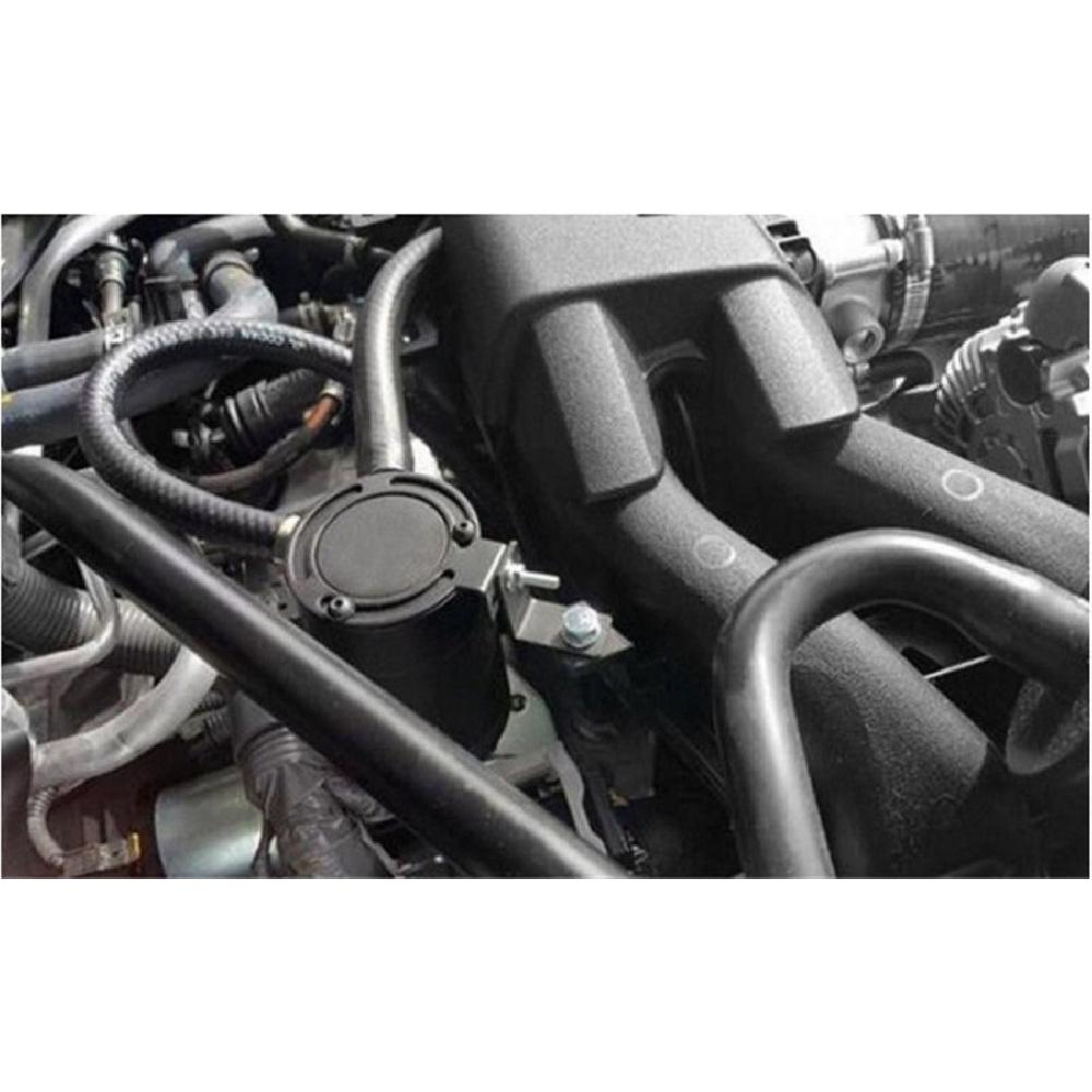 Baffled Oil Catch Can Tank 2-Port Universal 3/8" Npt Inlet Outlet
