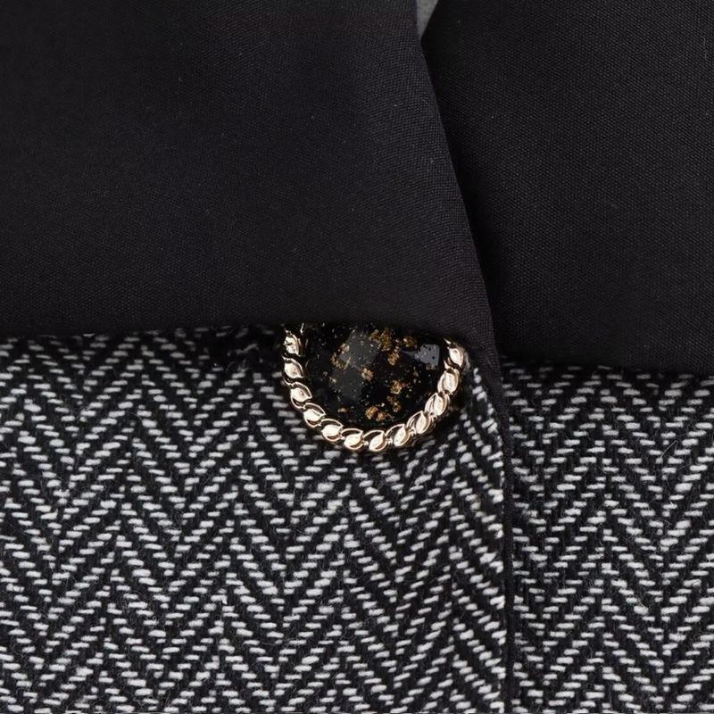 Kaslead New Arrival Women's Fashion Style Fashion Simple and Short Outwear Skirt Two-piece Set