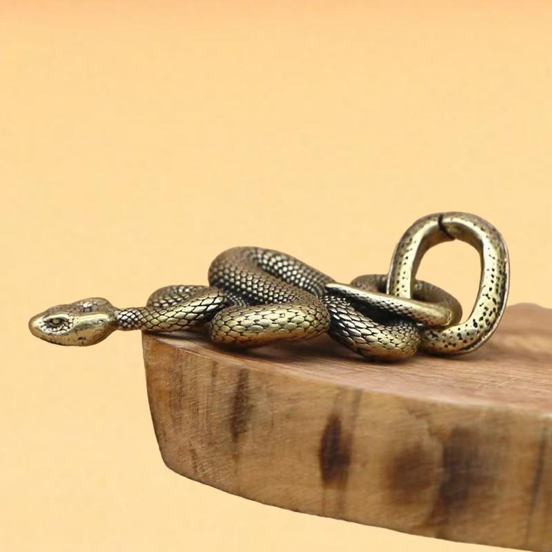Mini Vintage Brass Snake Decor Figurines For Interior Decoration Desktop Decor Distinctive Car Hanging Keychain Luggage Pendant