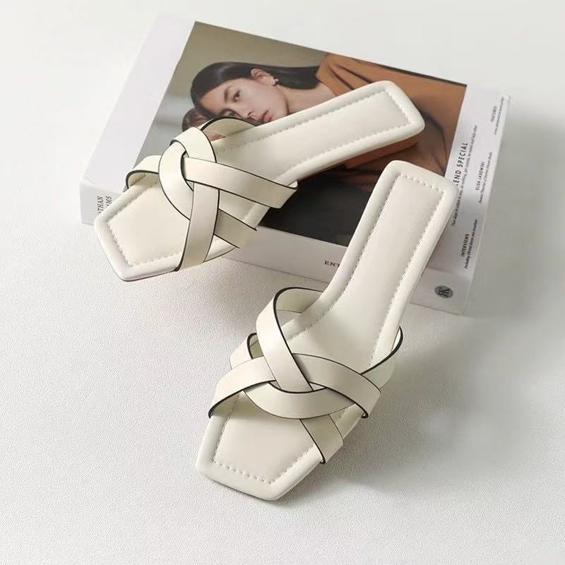 Spring and summer new fashion square head flat bottom slippers women's wear versatile cross belt square head word lazy