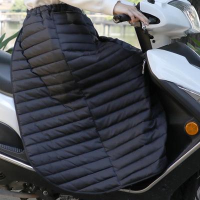Větruodolná zimní zástěra na nohy pro elektromobily a motocykly: Zesílená přikrývka na půl těla pro ochranu před chladem a teplo