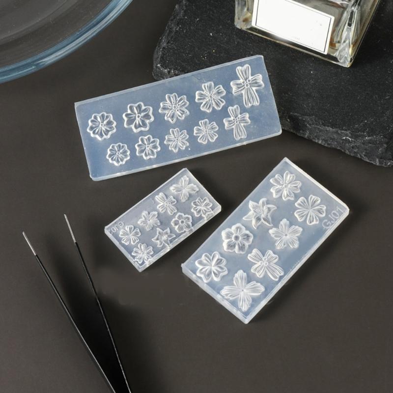 2PCS Silicone Nail Art Moulds Flower Nail Art Template Moulds Silicone Texture for Beauticians and Nail Art Learners