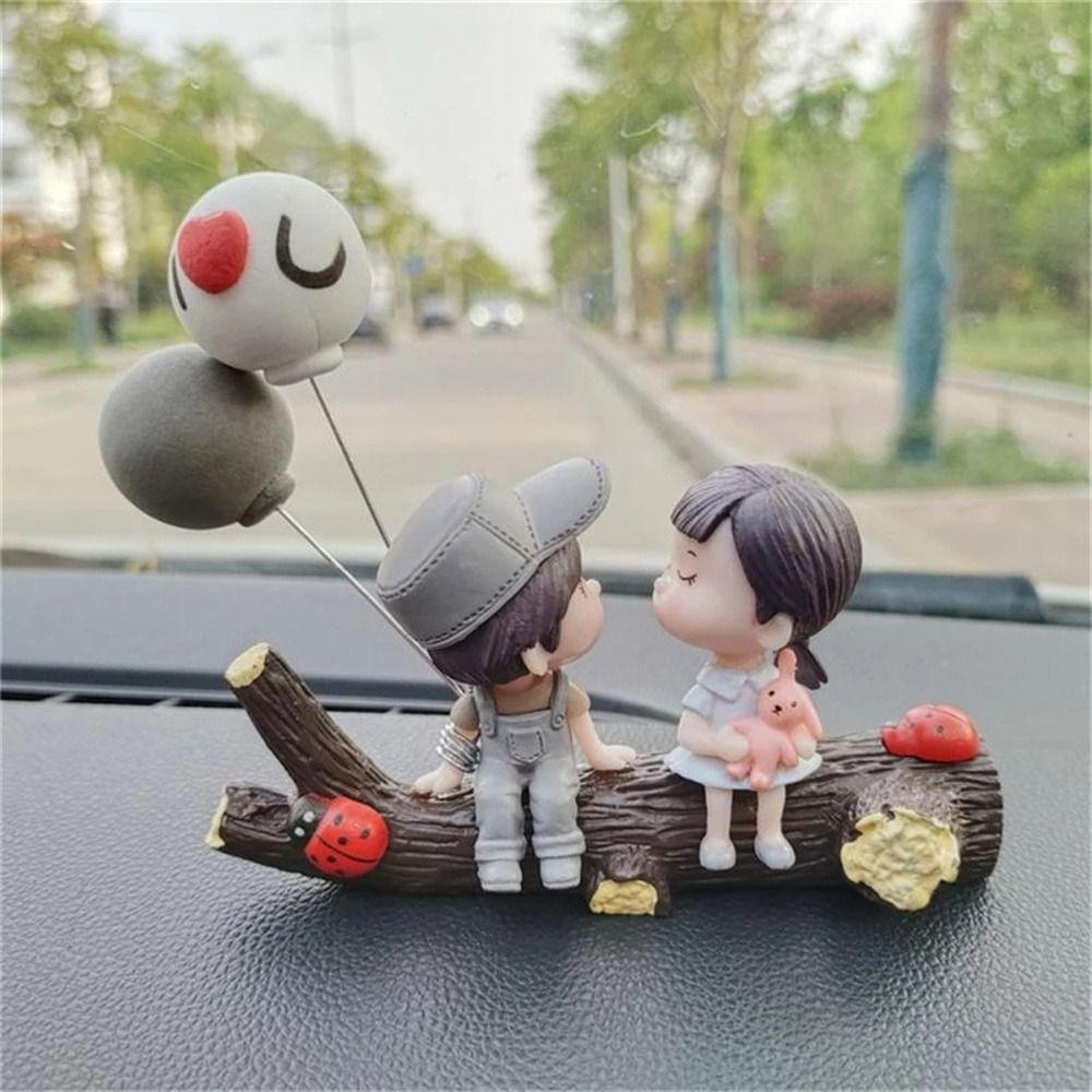 Balloon Ornament Action Figure Cartoon Couples Model Car Ornament Car Decoration Dashboard Figurine