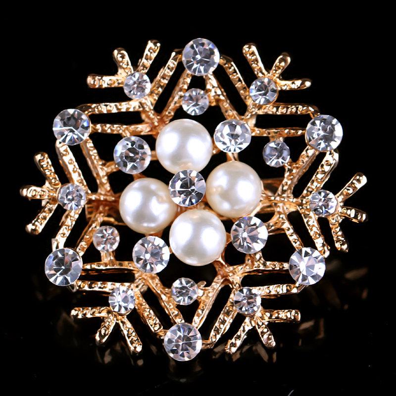 Schneeflocken-Perlen-Strass-Brosche - Modischer Revers-Anstecker und Accessoire