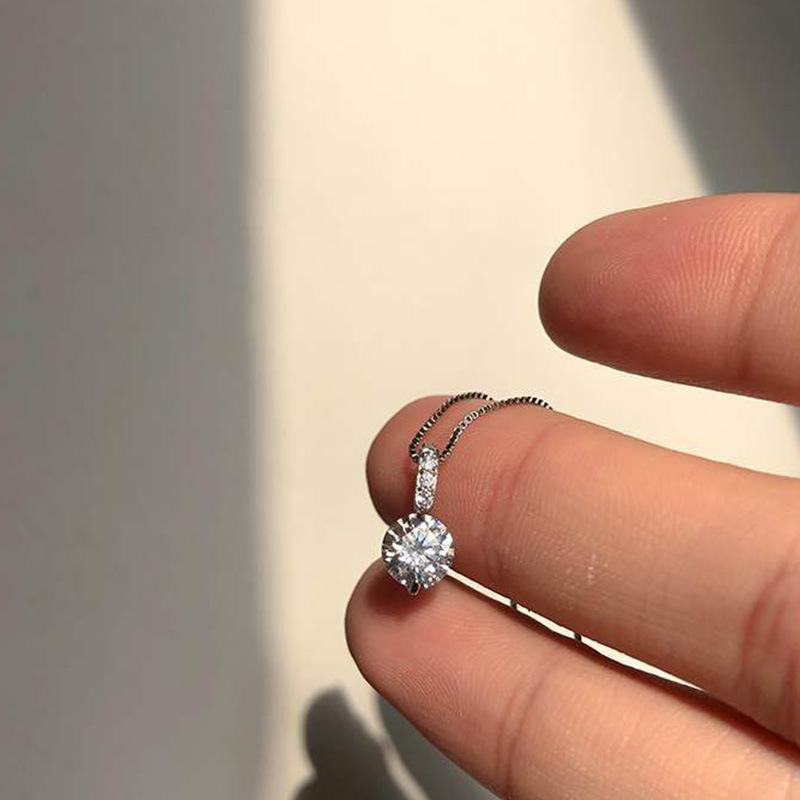 Silver Color Small Single Rhinestone Zircon Pendant Necklace for Women Simple Clavicle Chain Trend Gorgeous Gift Party Jewelry