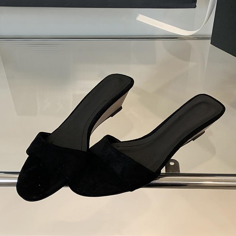 

Модные Liyke 2025 Новый Стиль Деревянные Клинья Шлепанцы Для Женщин Повседневные Гладиаторские Сандалии Женская Обувь Дизайнерские Низкий Каблук Мюли Шлепки 35 чёрный