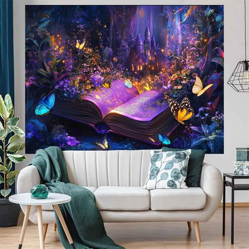 Arazzo Libro Aperto Fantasy, Stampa HD con Castello Magico, Farfalle e Fiori in Foresta Viola Scuro, Decorazione da Parete per Camera da Letto