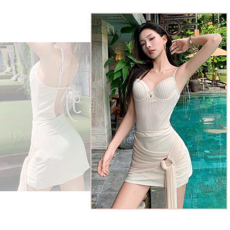 High-end Pure Desire Style Striped Milk White Thin Chest Sexy Seaside Hot Vacation One-piece Swimsuit Woman
