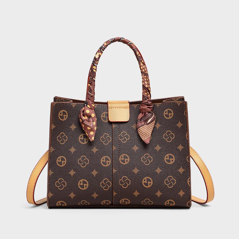 Handbag Women'S Bag Autumn And Winter Shoulder Messenger Bag Large Capacity Fashion Presbyopia Tote Mother Bag