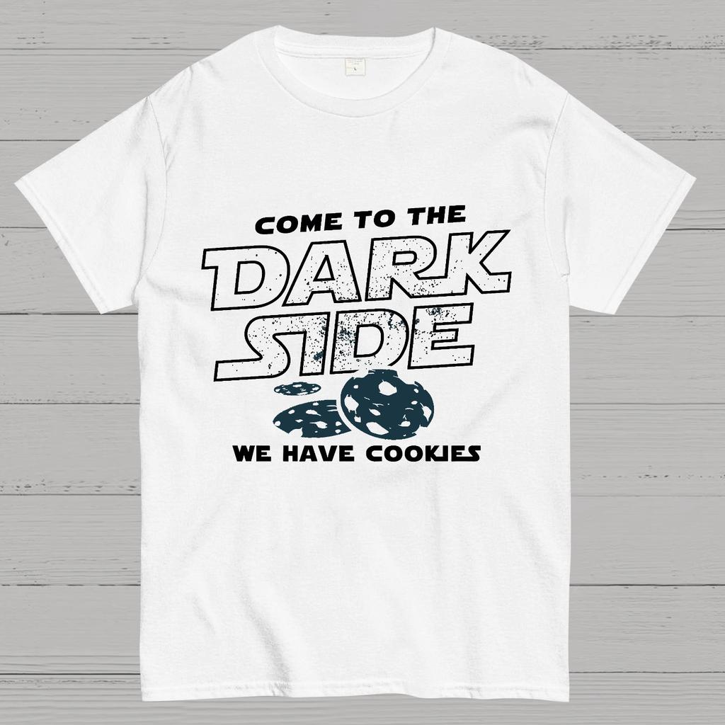 Komm zur dunklen Seite, wir haben Kekse Geeks T-Shirt