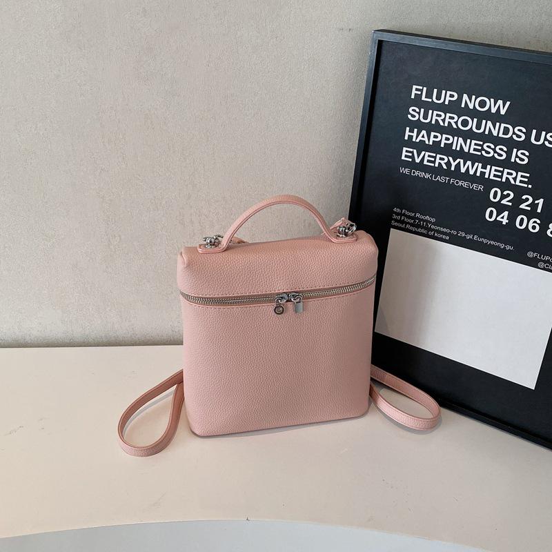 2025 Spring/Summer Women's Stylish Versatile Backpack for Travel and Outings