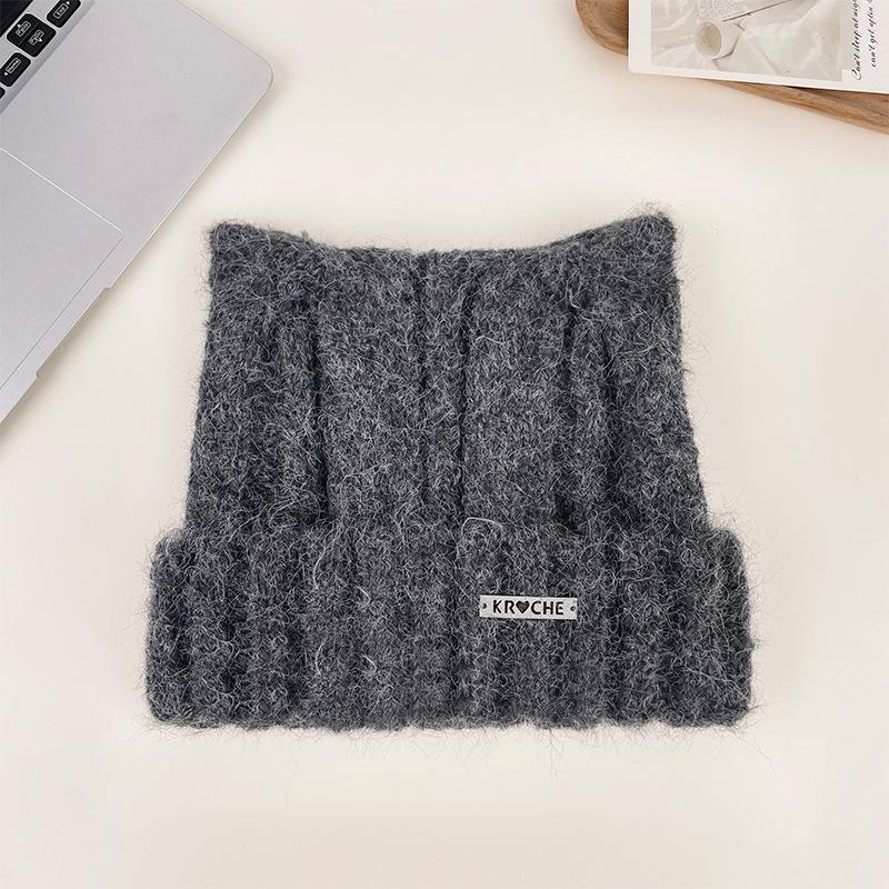 New knitted wool hat winter warm cold hat cute casual versatile headhat show face small wool hat