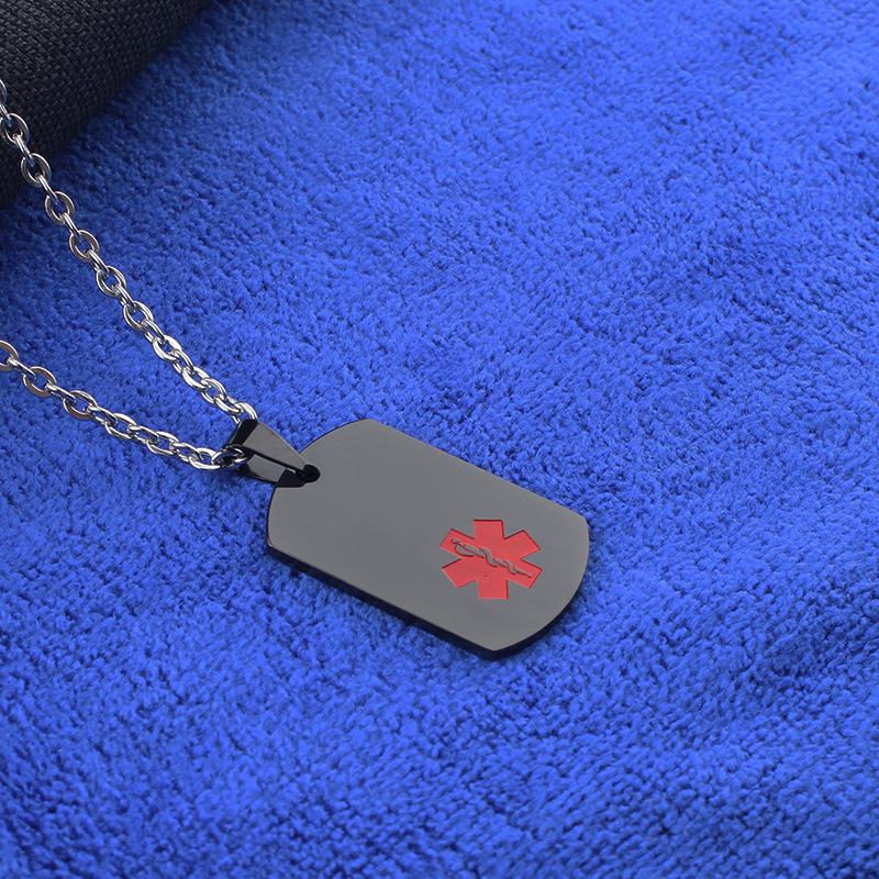 Męski naszyjnik z psią tagiem ze stali nierdzewnej z symbolem medycznym