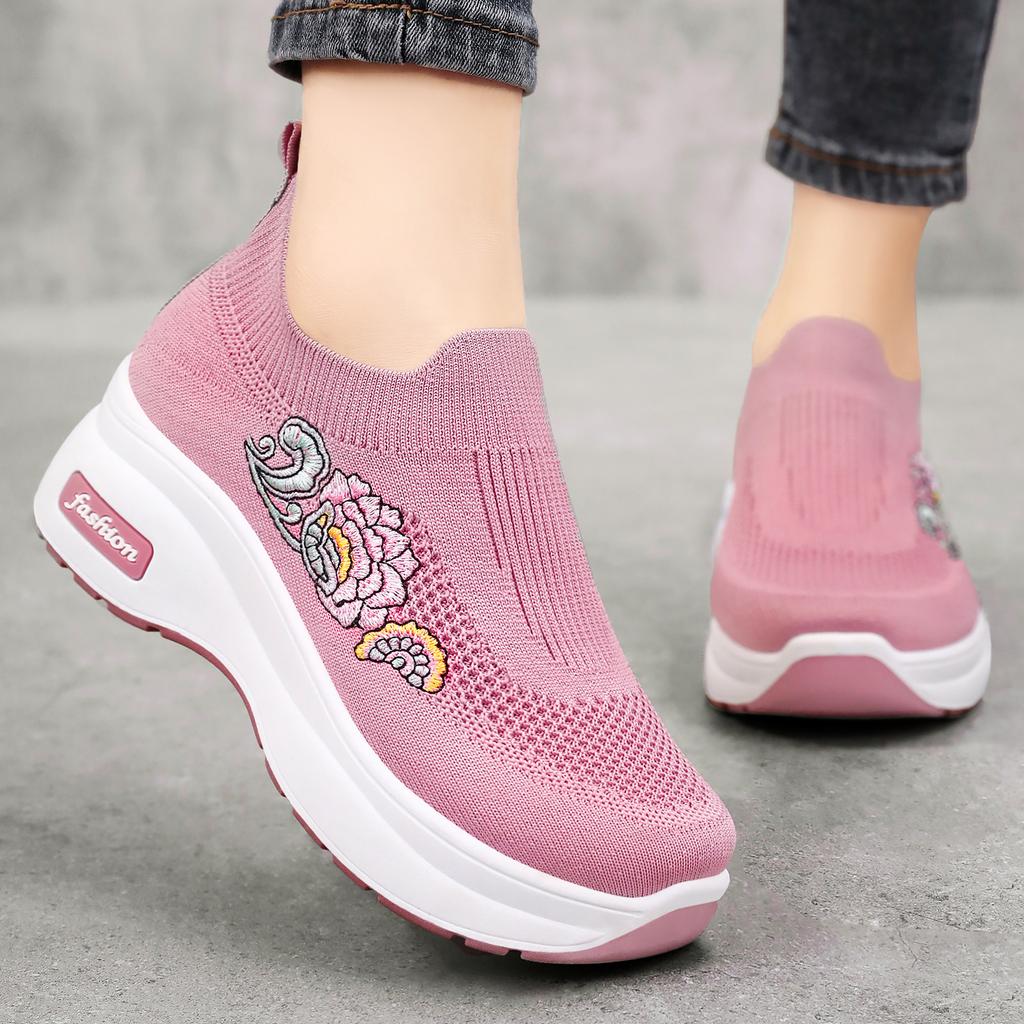 Women's Shoes, Platform Shoes, Height-increasing Shoes, Slip-on Shoes, Mother's Shoes, Fly-knitted Breathable Casual Shoes, Single Shoes