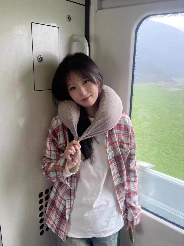 

Unisex Korean Style Plaid Shirt with Turn-Down Polo Collar - Sweet, Fresh Long Sleeve Design XXL красный