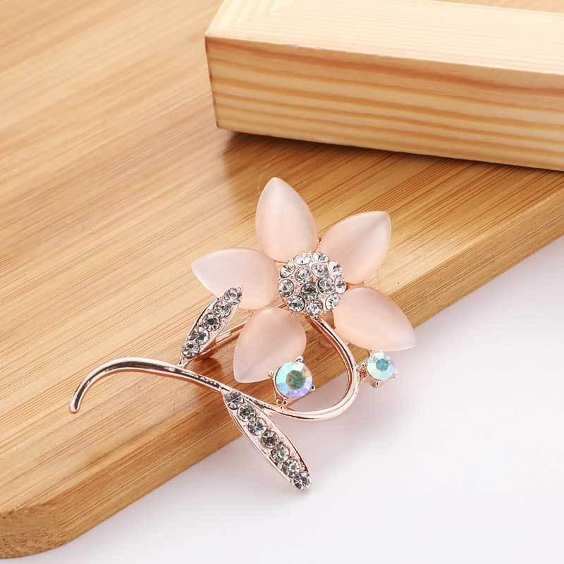 1Pc Romantic Flower Brooch for Women Girls Exquisite Flower Plant Pins Brooches Jewelry Trendy Accessories Party Gift