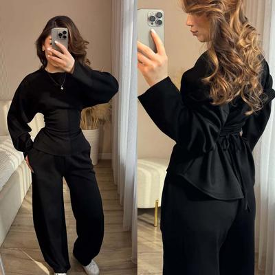Women's Spring/Fall Minimalist and Stylish Set: Round-Neck Long-Sleeve Top + Fitted Wide-Leg Pants (Two-Piece Set)