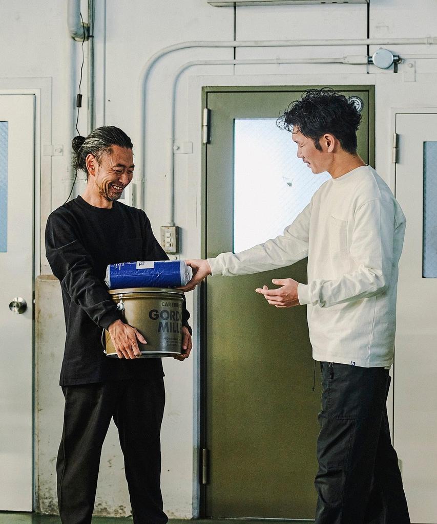 GORDON MILLER Men's Pocket Long Sleeve T-Shirt, Solid Color, Size XL, Black, 1745155