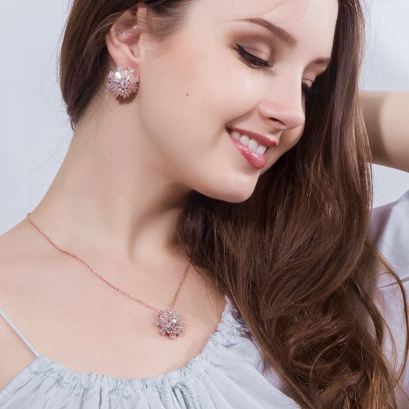 Ki0006 Super Flash Zircon Flower Earrings Necklace Two-Piece Set, Trendy Small Set